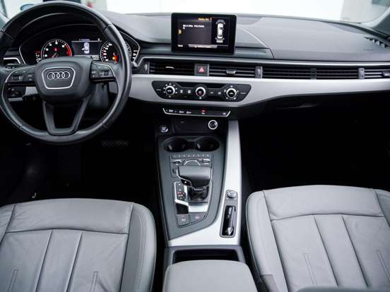 AUDI-A4-2.0 TFSI GASOLINA PRESTIGE S TRONIC AUDI-A4-2019