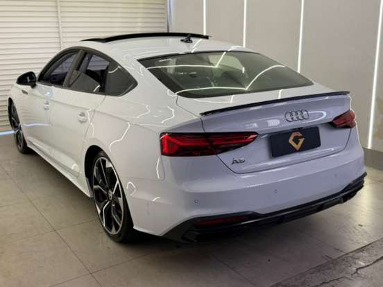 AUDI-A5-2021
