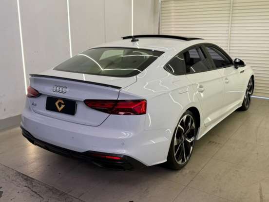 AUDI-A5-2021