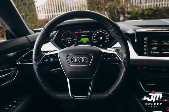 AUDI-E-TRON GT-2023