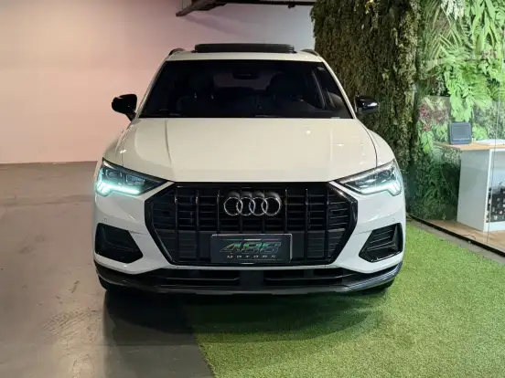 AUDI-Q3-2020