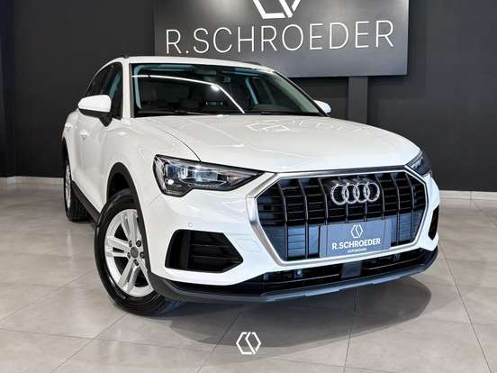 AUDI-Q3-2019