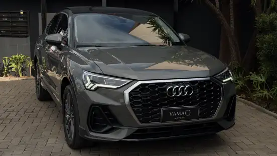 AUDI-Q3-2023
