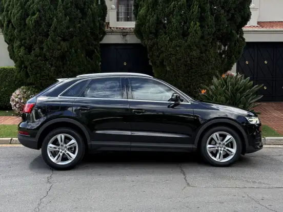 AUDI-Q3-2.0 TFSI AMBIENTE QUATTRO 4P GASOLINA S TRONIC AUDI-Q3-2015