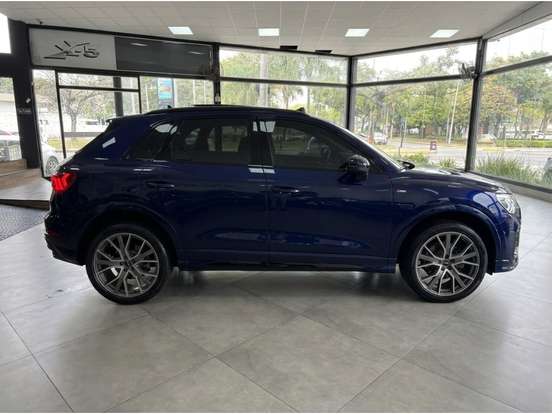 AUDI-Q3-2.0 40 TFSI GASOLINA ANNIVERSARY EDITION QUATTRO TIPTRONIC AUDI-Q3-2023