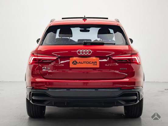 AUDI-Q3-2023