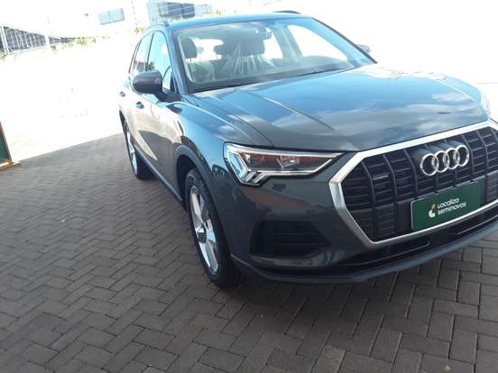 AUDI-Q3-2024