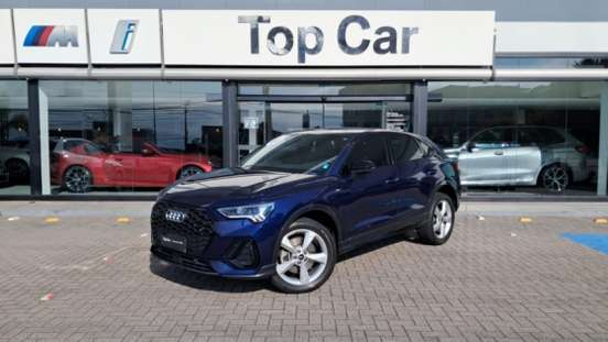 AUDI-Q3-2022