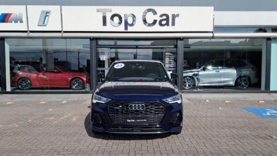 AUDI-Q3-2022