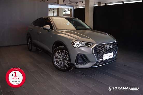 AUDI-Q3-2023