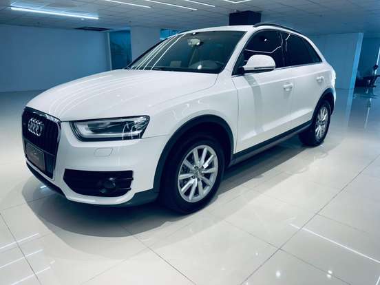 AUDI-Q3-2014