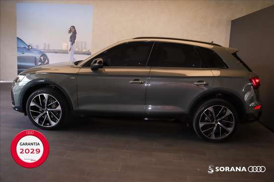 AUDI-Q5-2.0 45 TFSI GASOLINA S LINE BLACK QUATTRO S TRONIC AUDI-Q5-2024