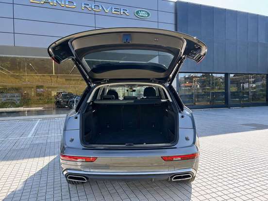 AUDI-Q5-2024
