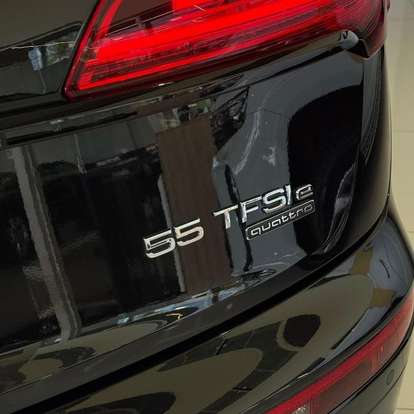 AUDI-Q5-2022