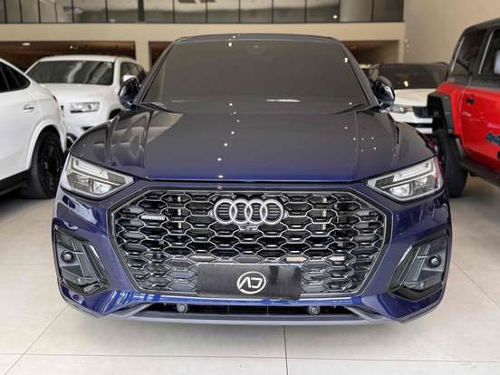 AUDI-Q5-2022