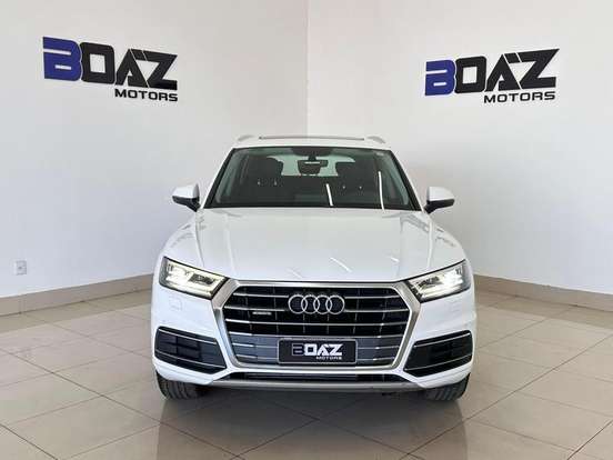 AUDI-Q5-2019