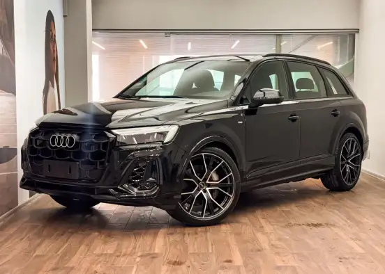 AUDI-Q7-2025