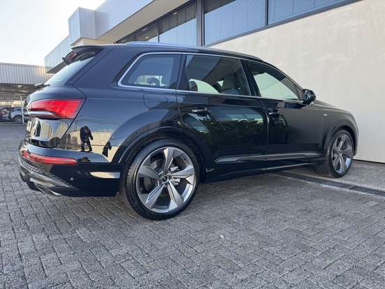 AUDI-Q7-3.0 55 TFSI MHEV S-LINE QUATTRO TIPTRONIC AUDI-Q7-2026