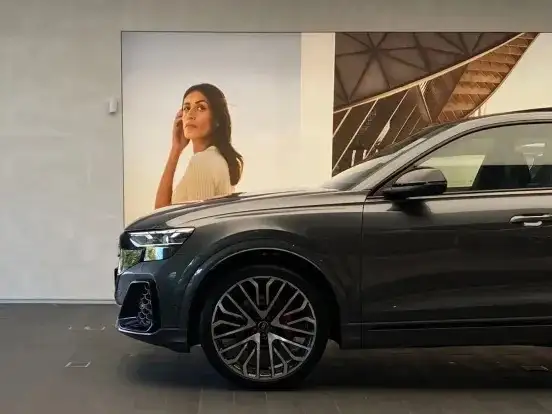 AUDI-Q8-2025