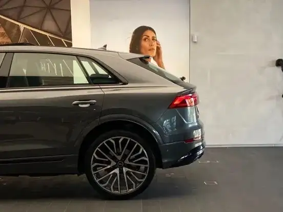 AUDI-Q8-2025