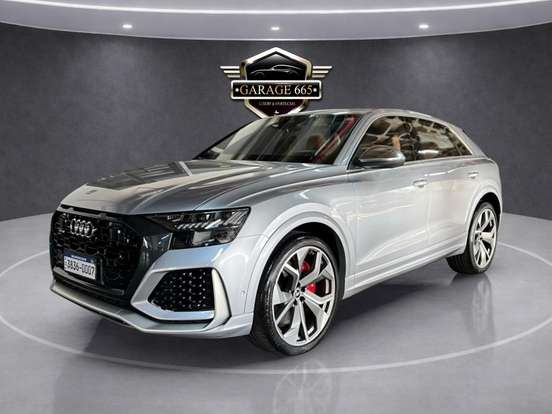 AUDI-RS Q8-2020