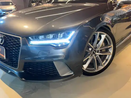AUDI-RS7-2017