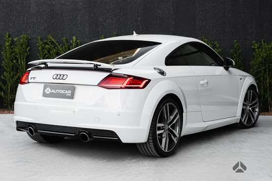 AUDI-TT-2015