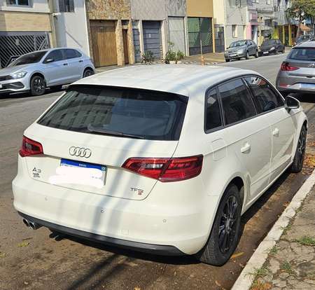 AUDI-A3-2015