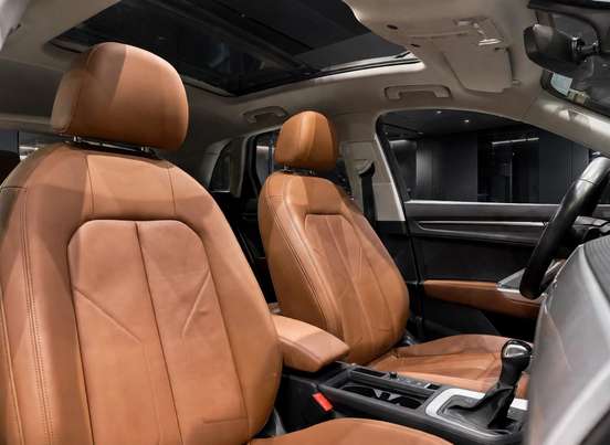 AUDI-Q3-2020