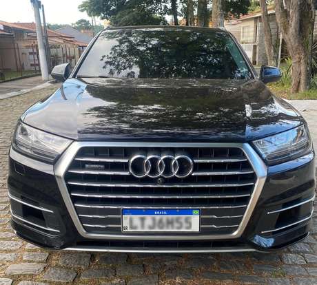 AUDI-Q7-2016