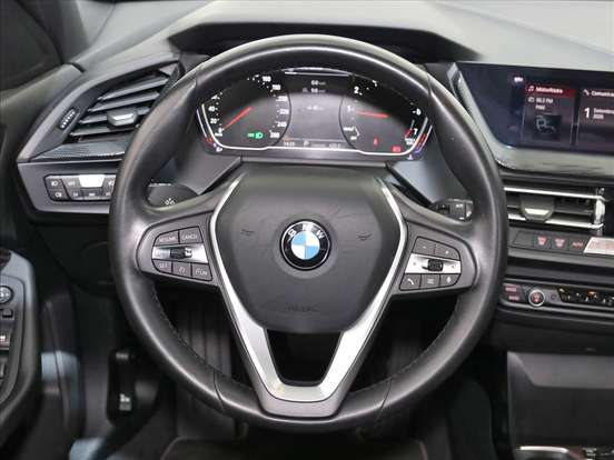 BMW-118i-1.5 12V GASOLINA SPORT GP STEPTRONIC BMW-118i-2019