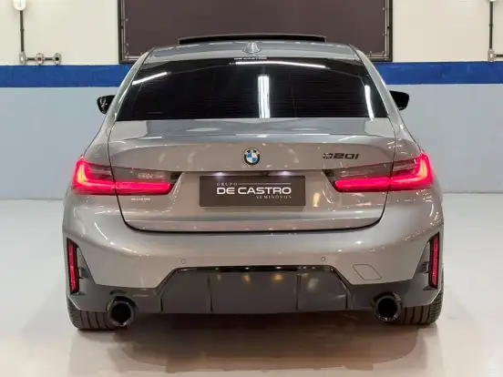 BMW-320i-2.0 16V TURBO FLEX M SPORT AUTOMÁTICO BMW-320i-2023