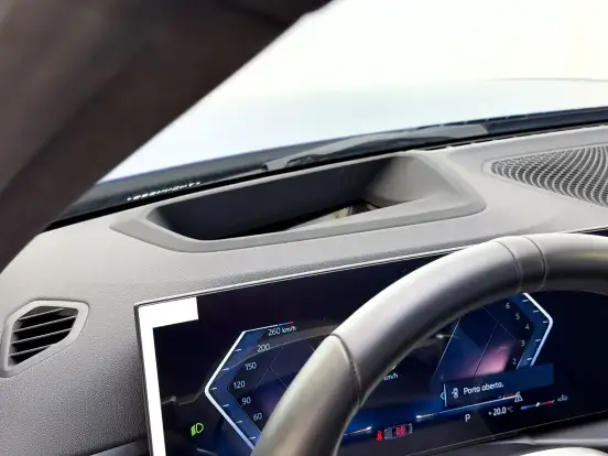 BMW-320i-2025