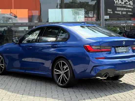 BMW-320i-2.0 16V TURBO FLEX M SPORT AUTOMÁTICO BMW-320i-2022