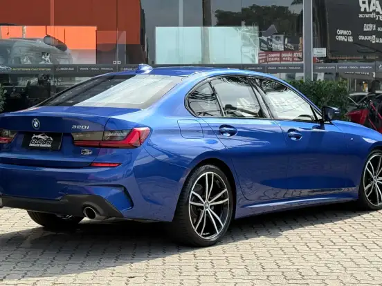 BMW-320i-2.0 16V TURBO FLEX M SPORT AUTOMÁTICO BMW-320i-2022