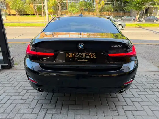 BMW-320i-2.0 16V TURBO FLEX SPORT GP AUTOMÁTICO BMW-320i-2022