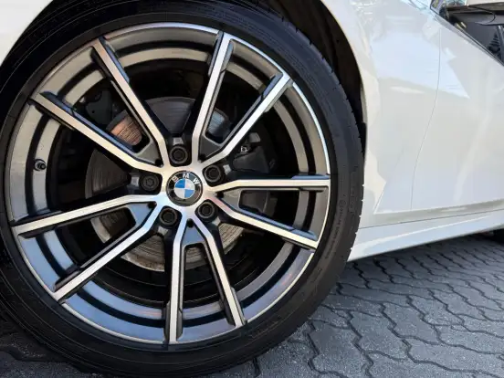 BMW-320i-2.0 16V TURBO GASOLINA SPORT GP AUTOMÁTICO BMW-320i-2020