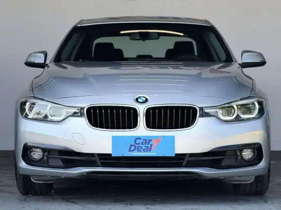 BMW-320i-2.0 SPORT 16V TURBO ACTIVE FLEX 4P AUTOMÁTICO BMW-320i-2018