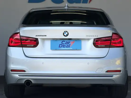 BMW-320i-2.0 SPORT 16V TURBO ACTIVE FLEX 4P AUTOMÁTICO BMW-320i-2018