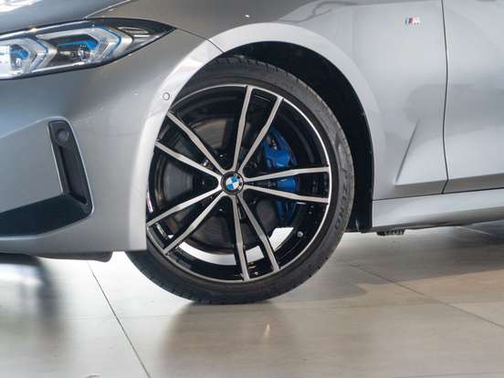 BMW-320i-2.0 16V TURBO FLEX M SPORT AUTOMÁTICO BMW-320i-2024