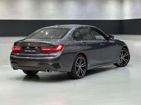 BMW-320i-2.0 16V TURBO FLEX M SPORT AUTOMÁTICO BMW-320i-2022
