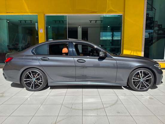 BMW-320i-2.0 16V TURBO GASOLINA M SPORT AUTOMÁTICO BMW-320i-2020