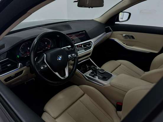 BMW-320i-2.0 16V TURBO GASOLINA SPORT AUTOMÁTICO BMW-320i-2019
