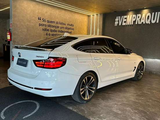 BMW-320i-2.0 GT SPORT 16V TURBO GASOLINA 4P AUTOMÁTICO BMW-320i-2016
