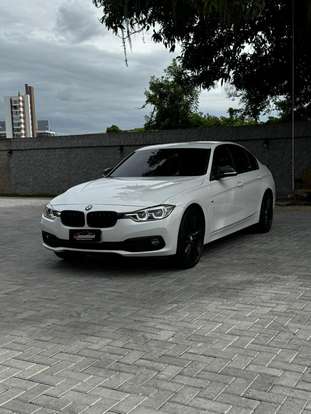 BMW-320i-2017