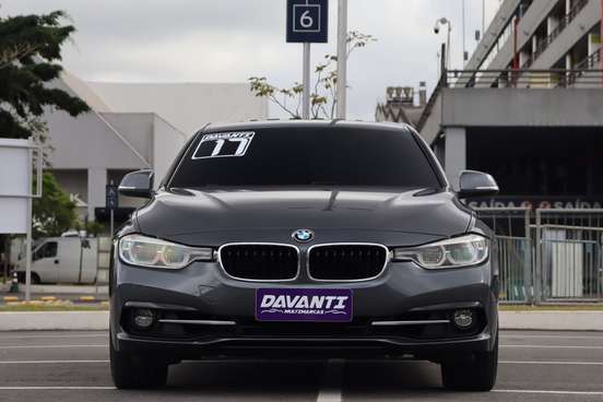 BMW-320i-2017