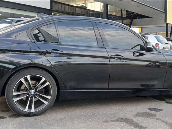 BMW-320i-2.0 SPORT 16V TURBO ACTIVE FLEX 4P AUTOMÁTICO BMW-320i-2018