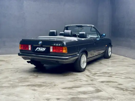 BMW-325i-1986