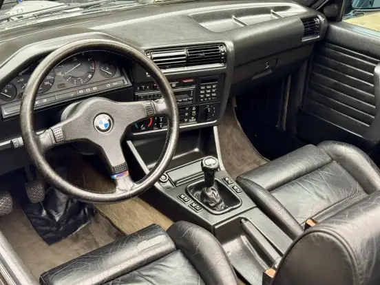 BMW-325i-2.5 CABRIO 24V GASOLINA 2P AUTOMÁTICO BMW-325i-1986