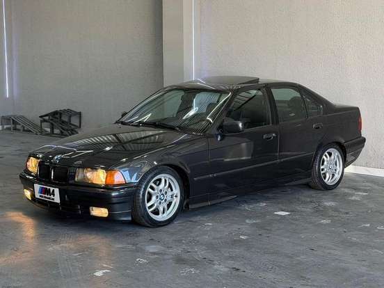 BMW-325i-1993